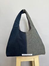 Cargar imagen en el visor de la galería, Bolsa Hobo Ajustable (Adjustable Hobo Bag)